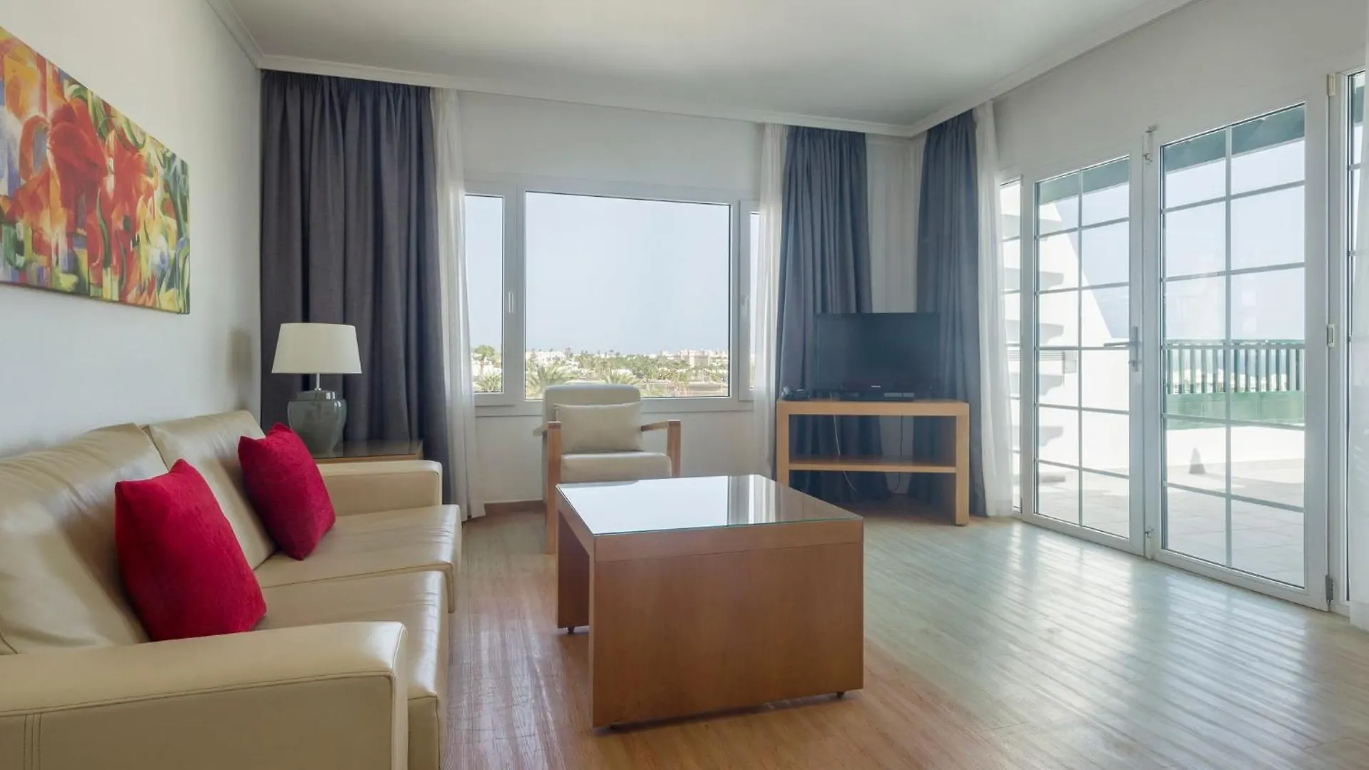 Ilunion Costa Sal Lanzarote Aparthotel Puerto del Carmen  4*, Puerto del Carmen (Lanzarote)